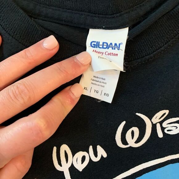 DISNEY T-Shirt - Picture 3 of 3